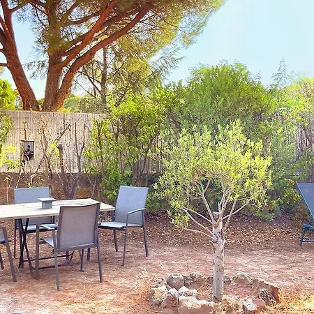 Frejus, Quiet Villa, Beautiful Terrace And Wifi Villa