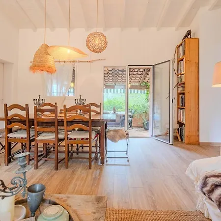 Frejus, Quiet Villa, Beautiful Terrace And Wifi Villa *